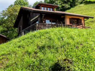  Chalet SAINT GERVAIS MONT BLANC 6 / 8 personnes . Proche centre  
