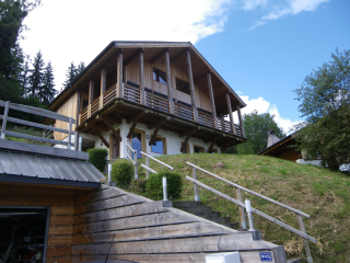 CHALET BOIS et LUMIERE