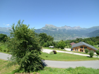 CHALET BOIS et LUMIERE