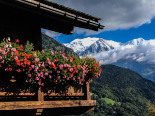 Chalet d'un Guide de Haute Montagne, entre tradition et nature.